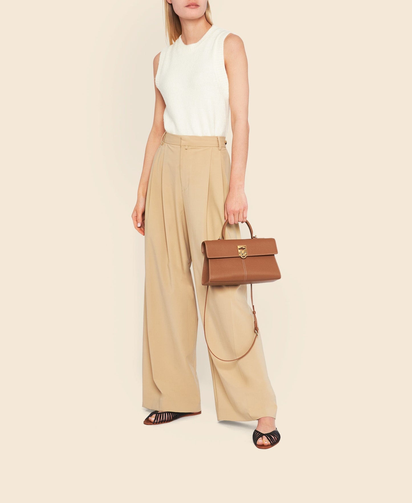 Pecan Medium Stance Bag