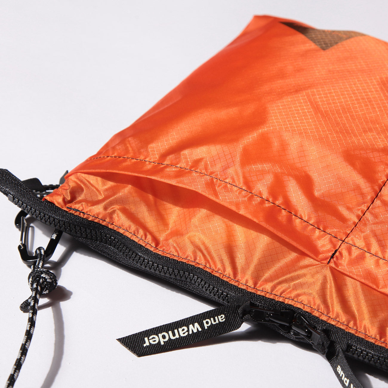 128 Sil Shoulder Bag