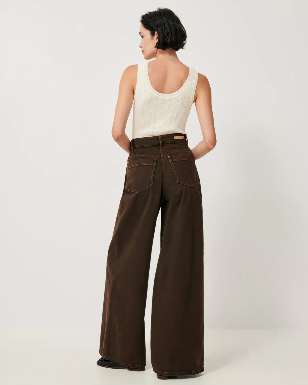 Large Dalt Pantalon