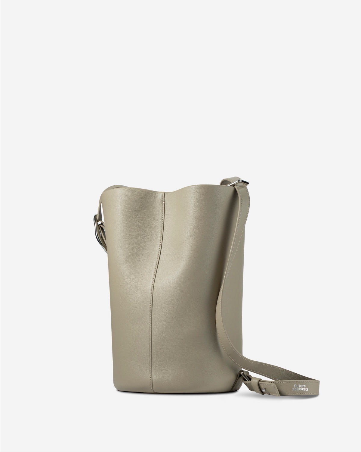 Medium Convertible Goat Bkt