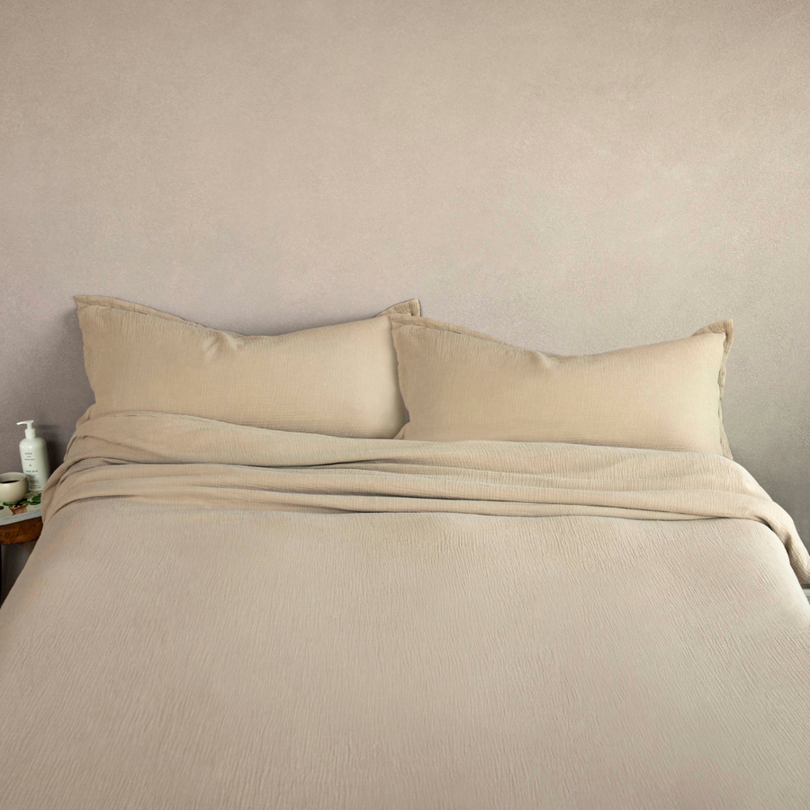 Cloud Busting Fitted Sheet - Sand (Queen Size Bed)