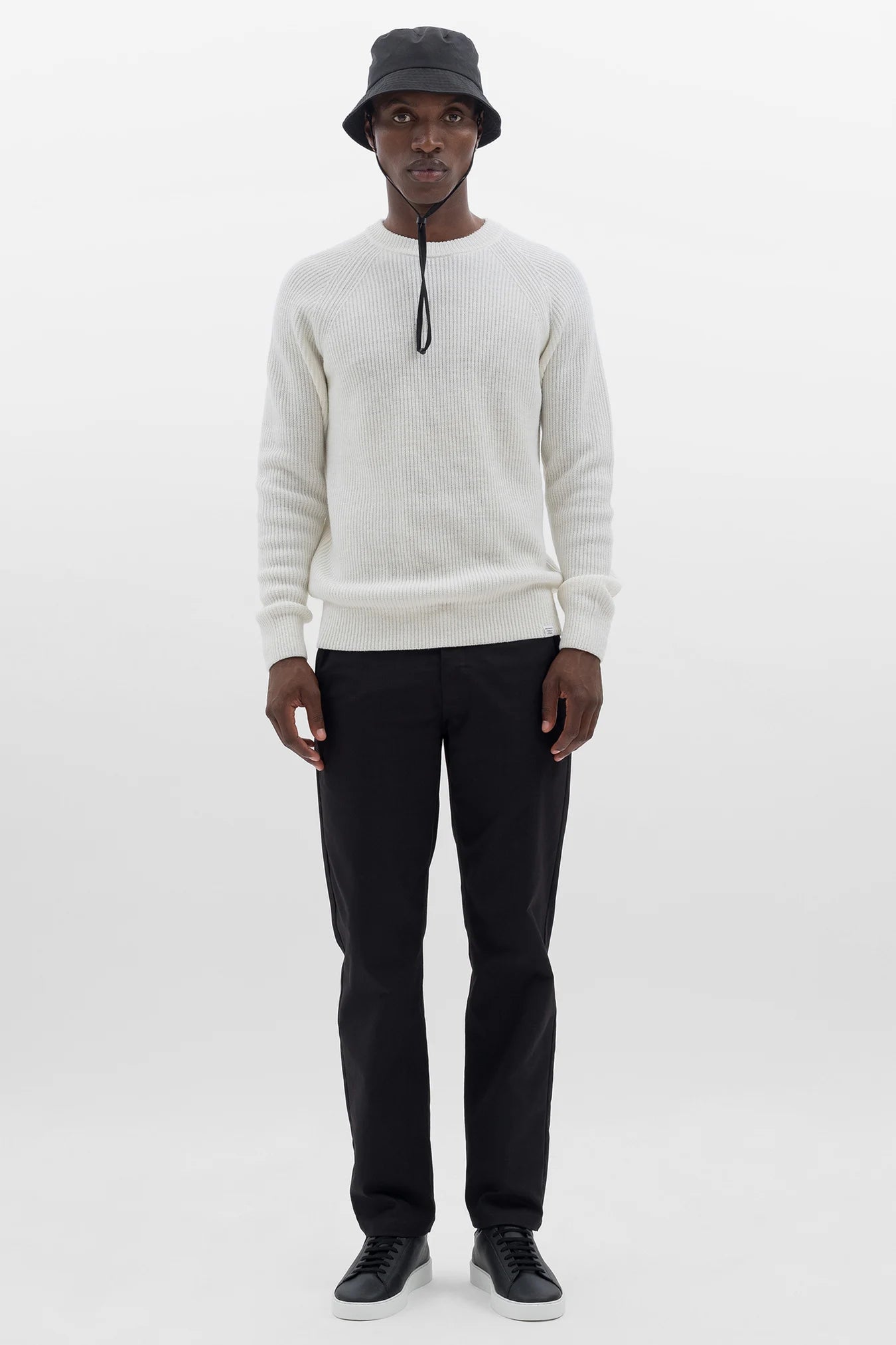 Black Gore Tex Infinium Bucket Hat