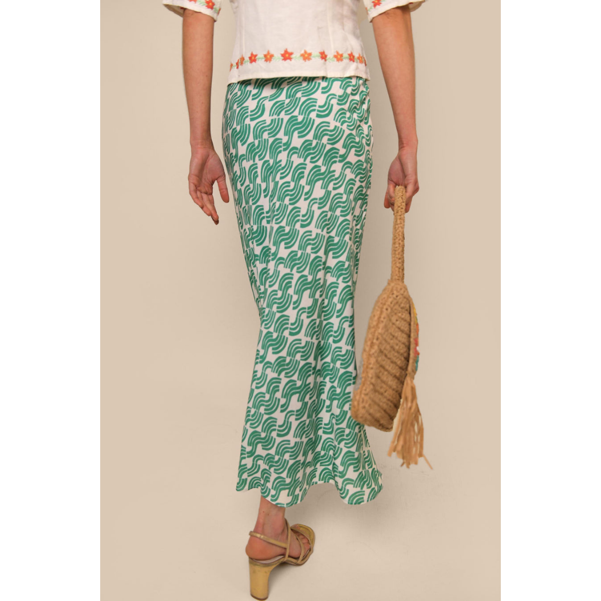 Kelly Skirt Green Abstract Wave