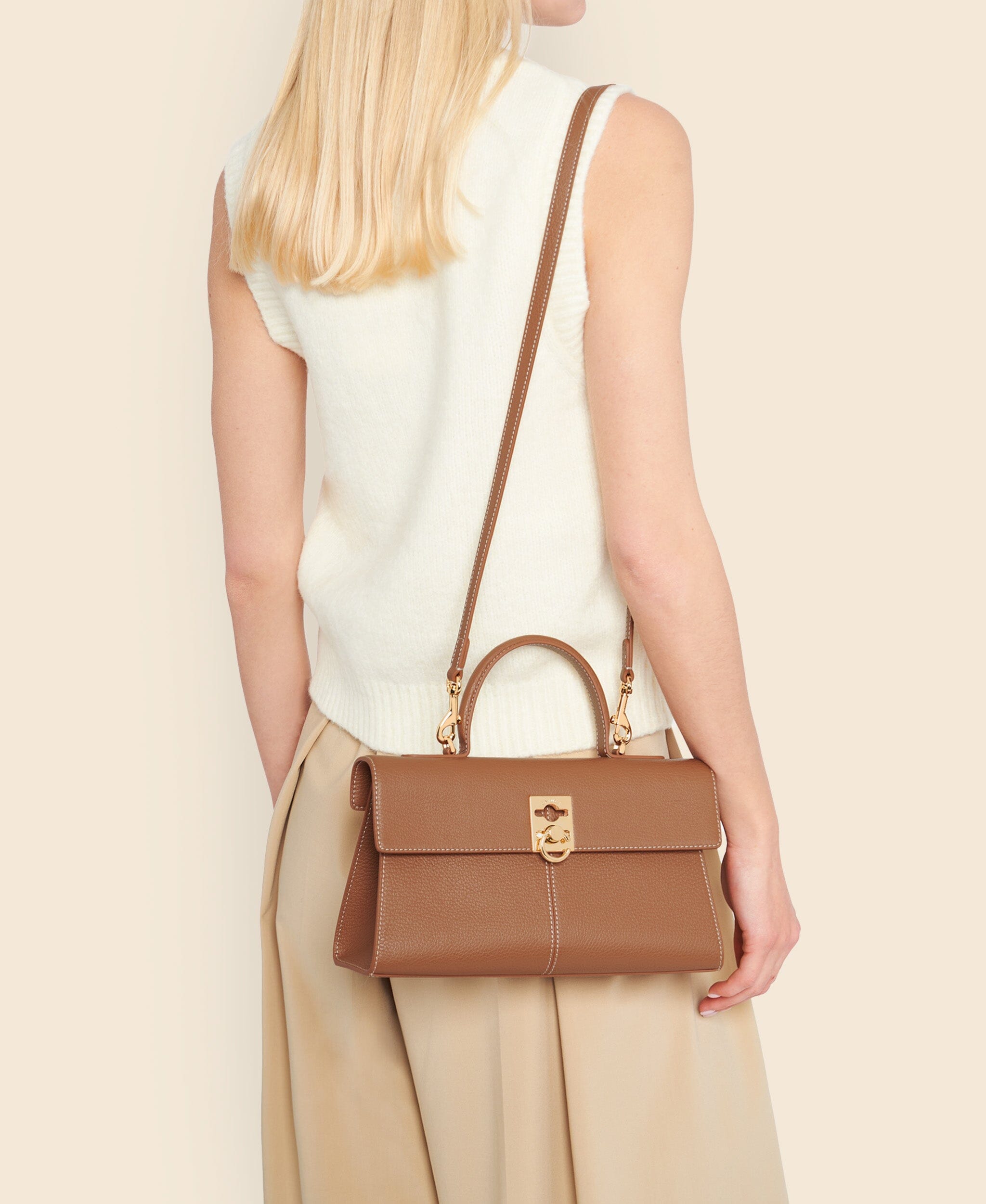 Cafune | shoulder bags for women - Medium Stance | Pecan | kapok