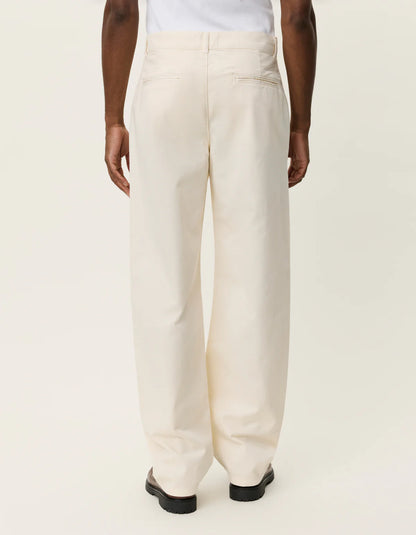 Romeo Pleated Chino Pants