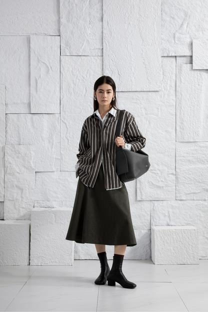 Oversized Petal Messenger