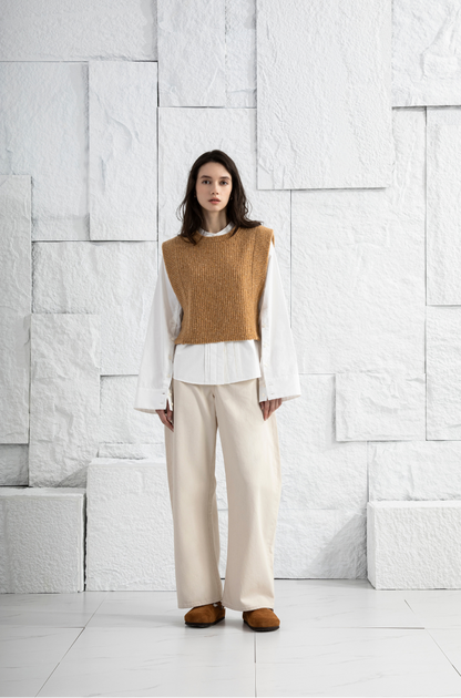 Cropped Boxy Sweater Vest