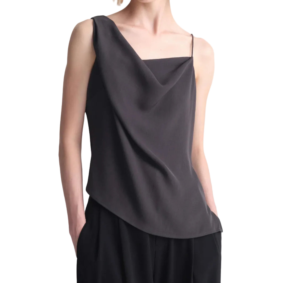 Summer Suiting Iris Top