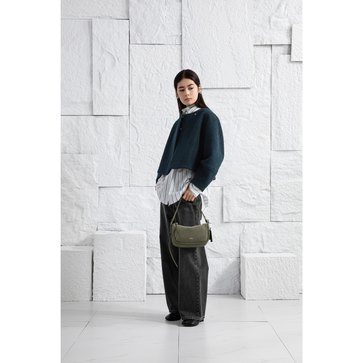 Small Loaf Crossbody