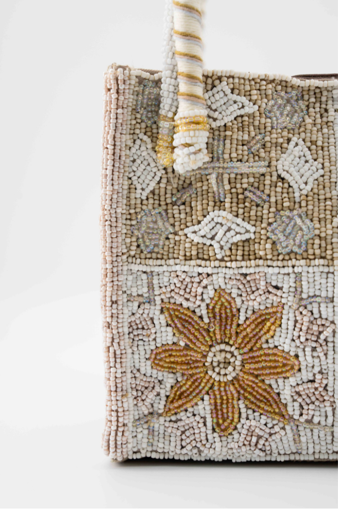 Bromelia Square - Cotton Bag With Beads Embroidery