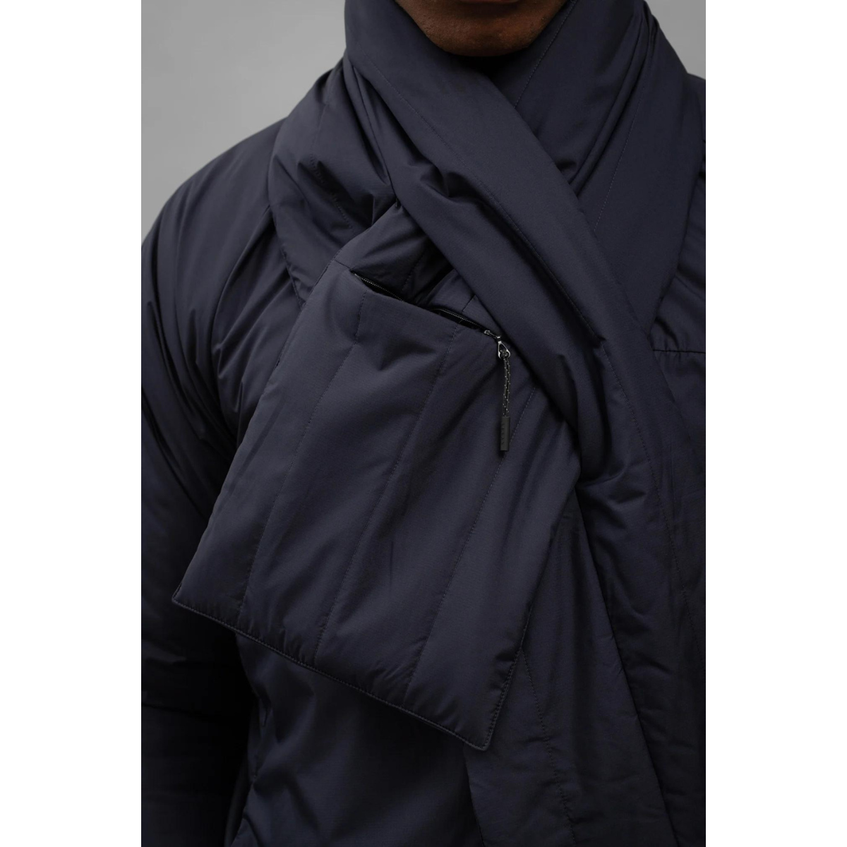 Pertex Quantum Keyhole Scarf Dark Navy