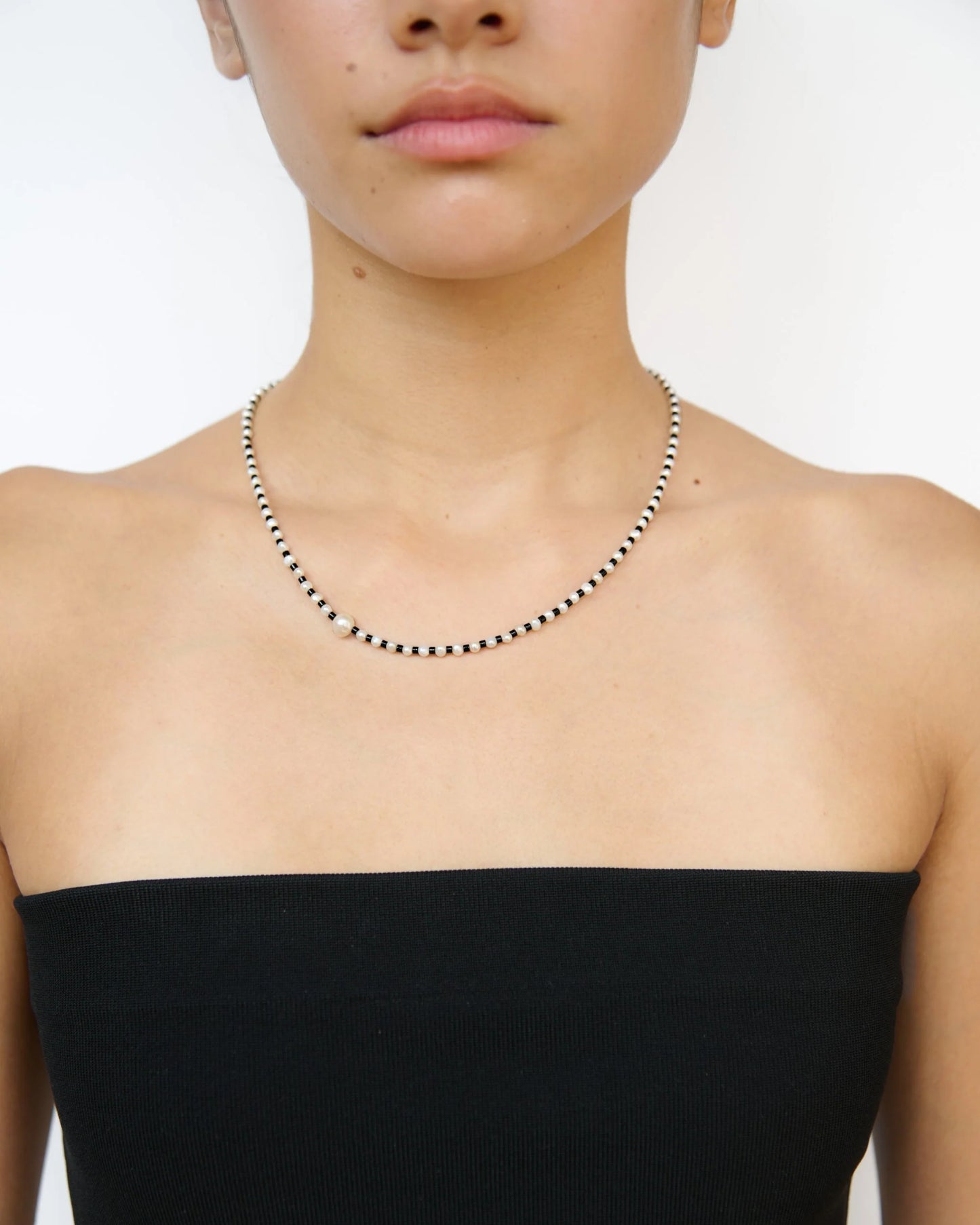 Batek Pearl And Crystal Necklace - Black