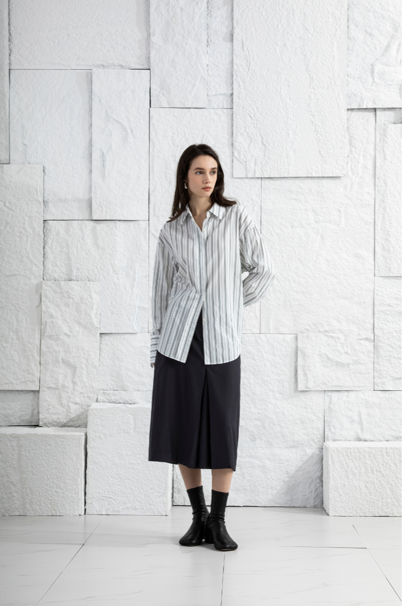 Striped Back Slit Shirt