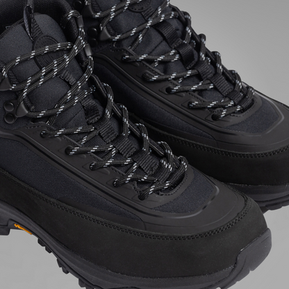 Mountain Boot Black