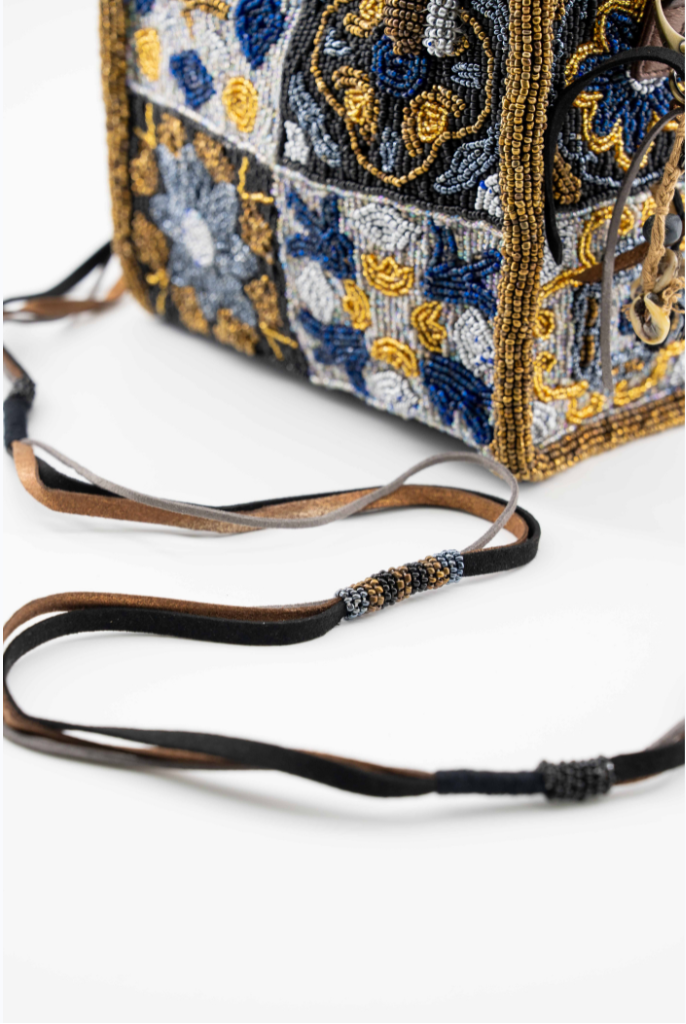 Bromelia Square - Cotton Bag With Beads Embroidery