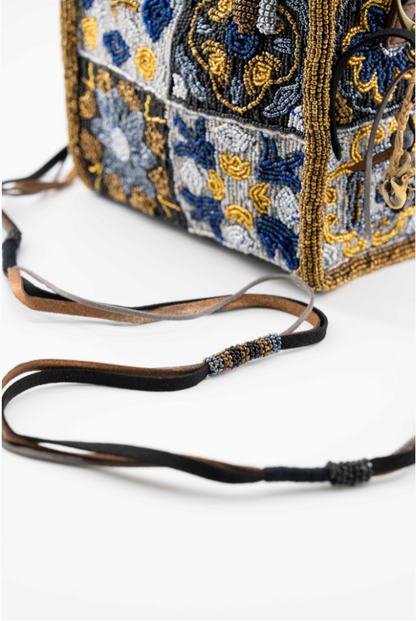 Bromelia Square - Cotton Bag With Beads Embroidery