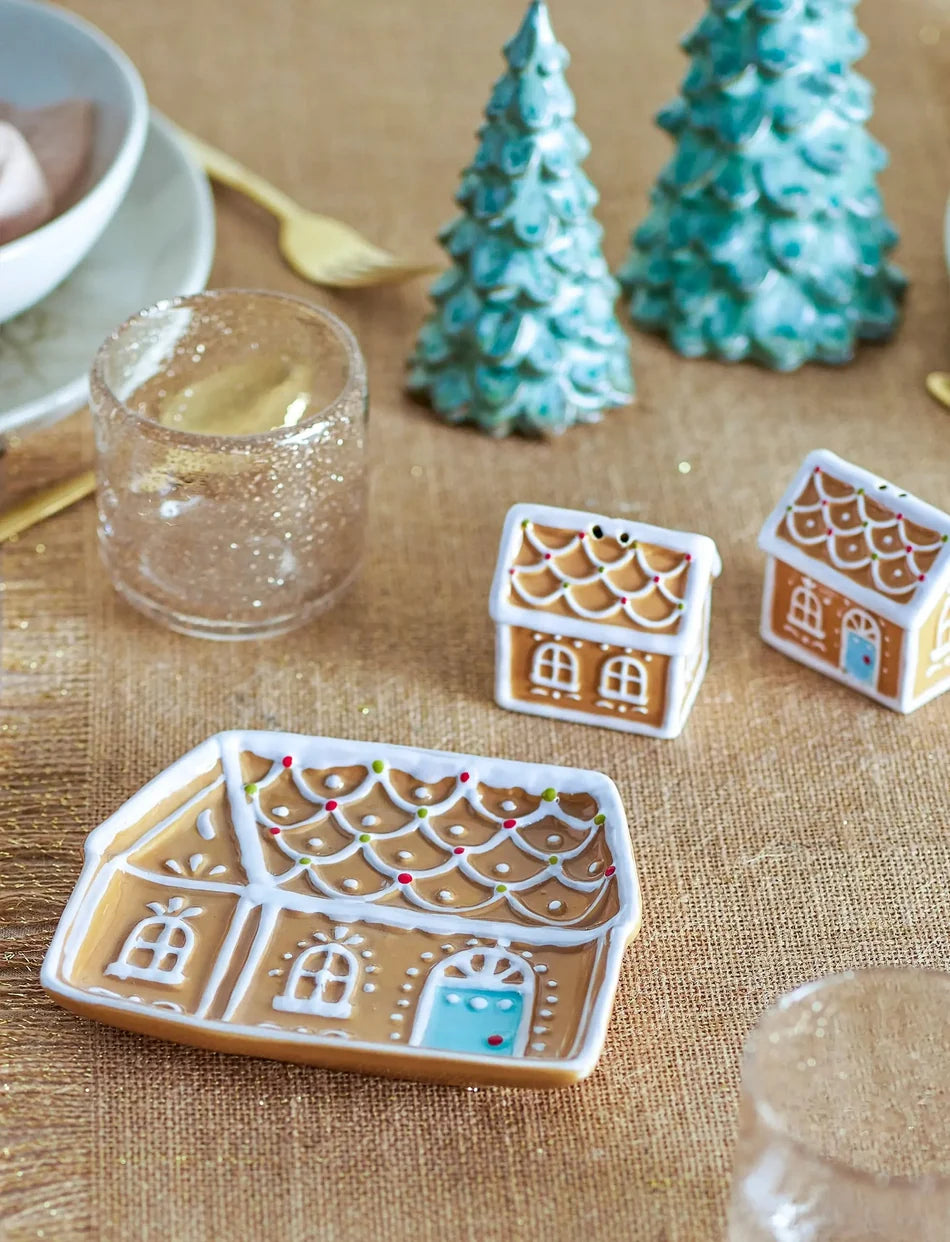 Ginnie Serving Plate - Gingerbread House
