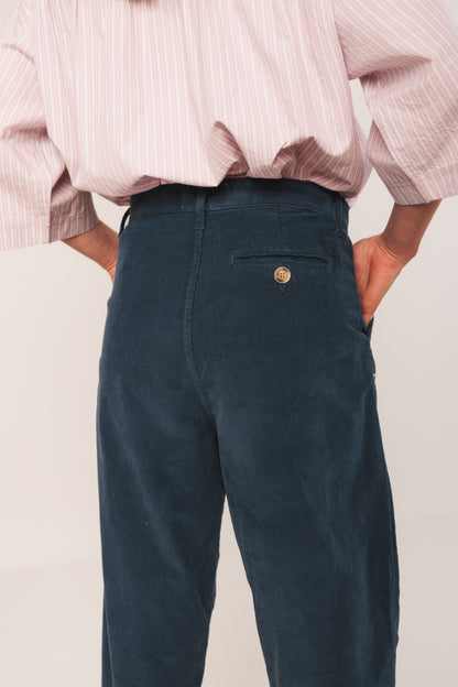CORDUROY CARROT PANTS