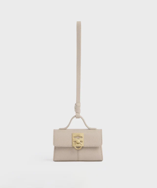 Micro Stance Charm Smoke