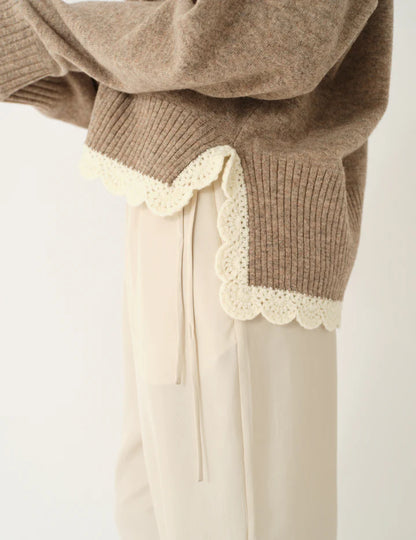 Como Crochet V-Neck