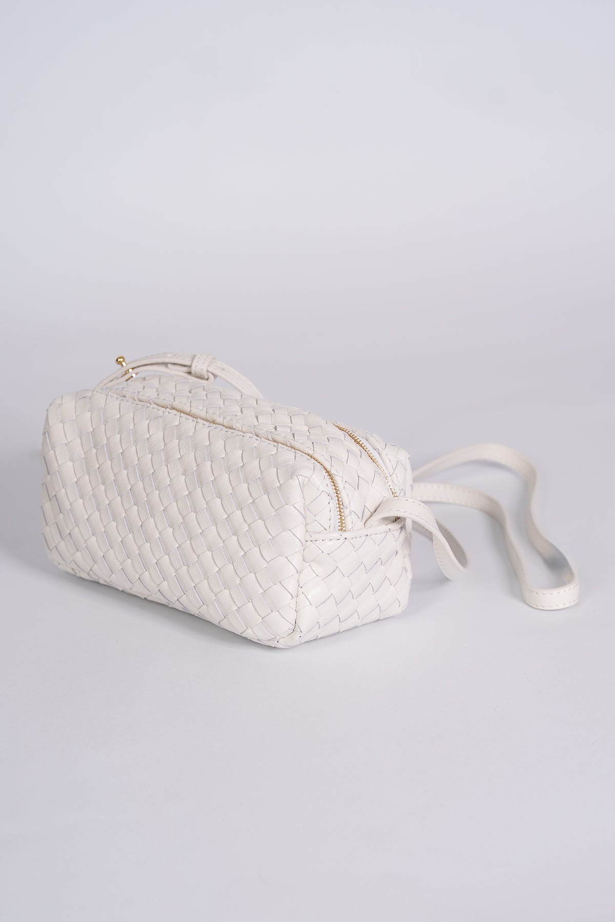 Mini Trousse Woven Leather