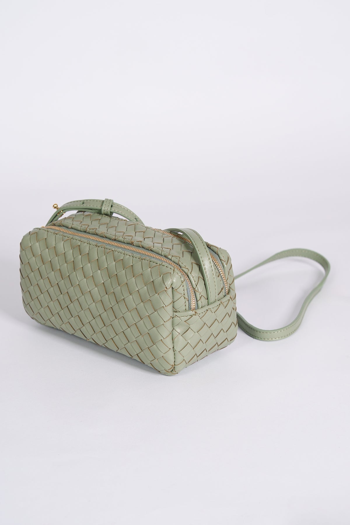 Mini Trousse Woven Leather