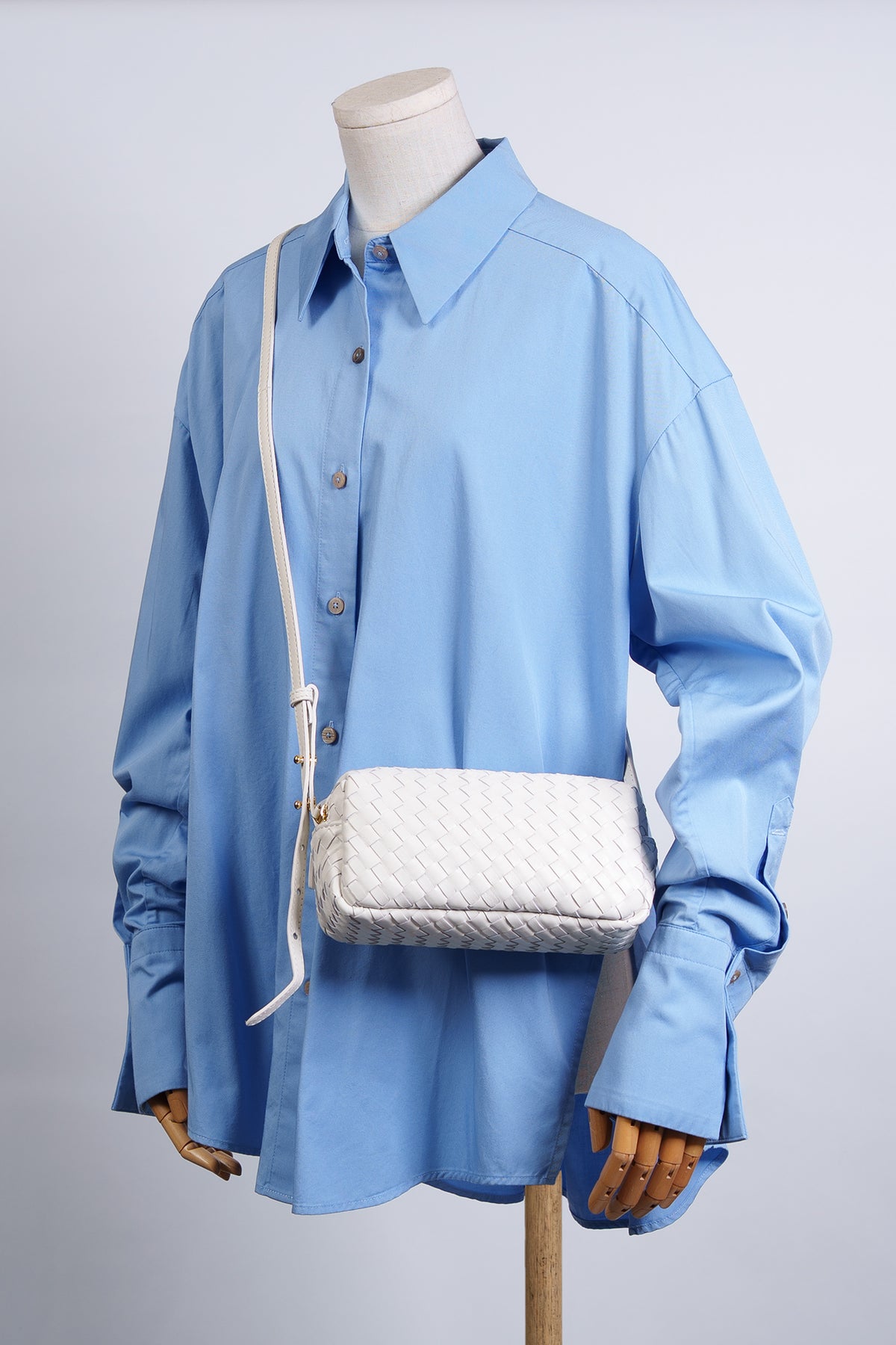 Mini Trousse Woven Leather