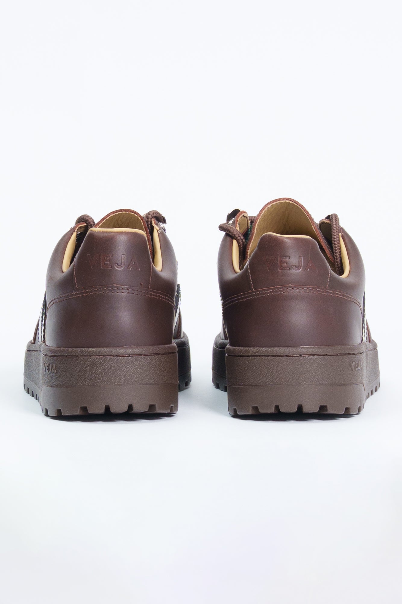 Atlas Oiled Leather Agate_Black