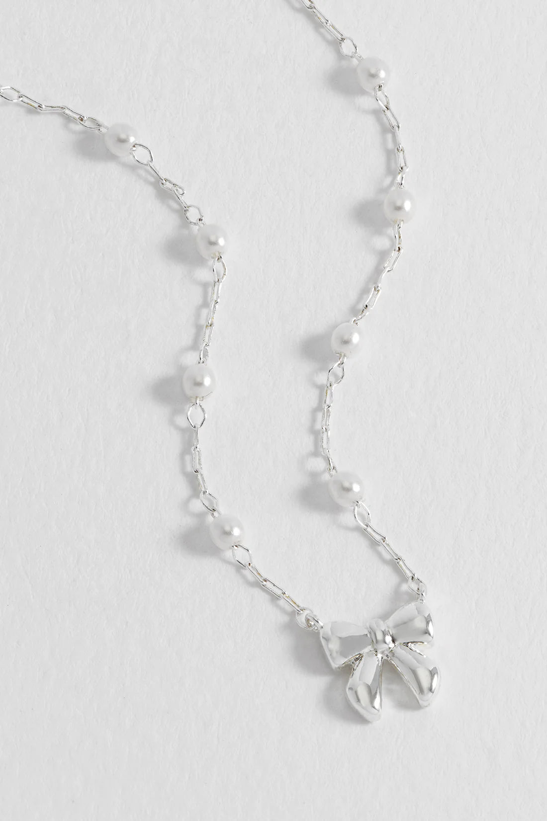 Pearl and Bow Chain Necklace Silver Plated