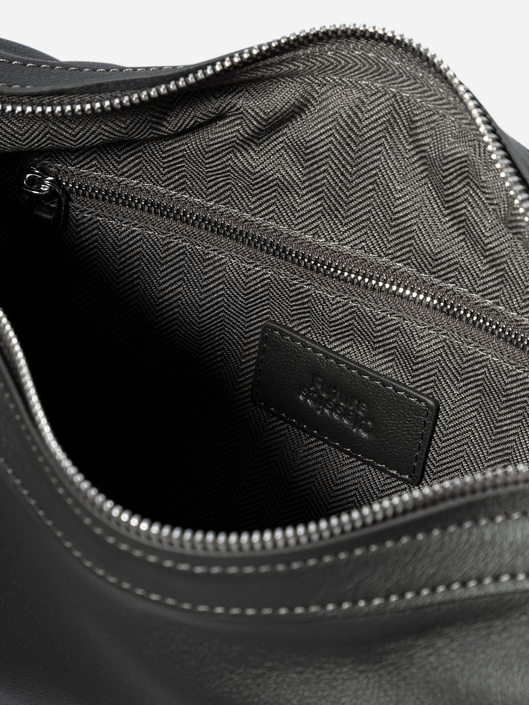 Medium Dumpling Crossbody