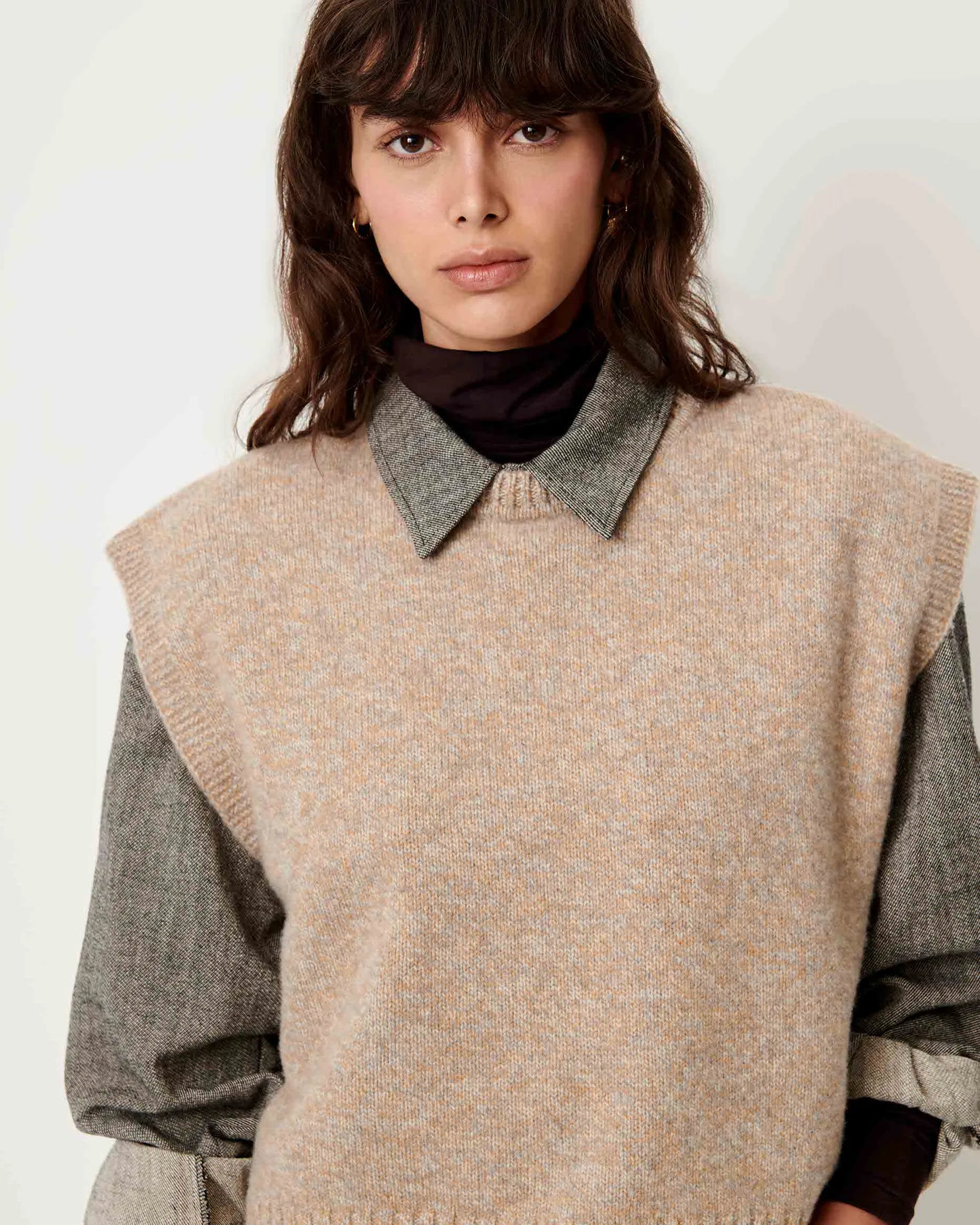 Fabinino Sleeveless Jumper