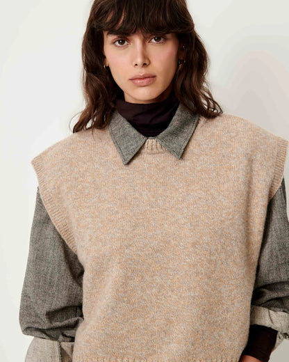 Fabinino Sleeveless Jumper