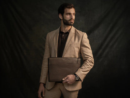 Leather Tech Folio | Pebbled