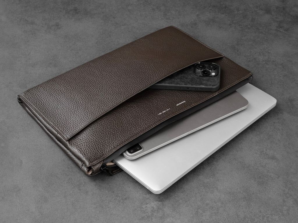 Leather Tech Folio | Pebbled