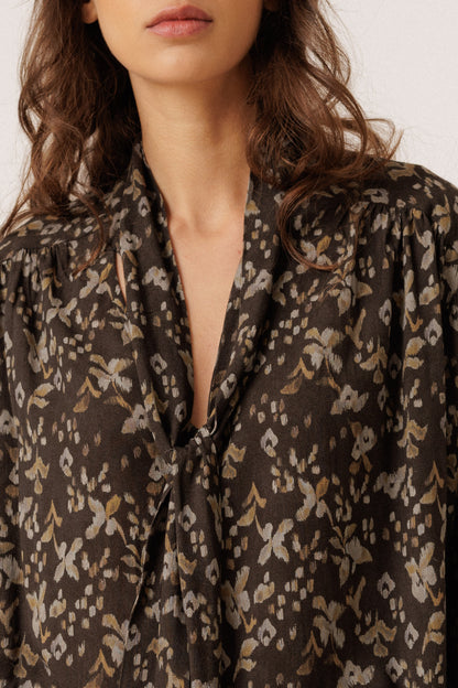 Camisa