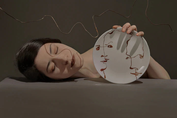 Modern Face Dinner + Box 25cm