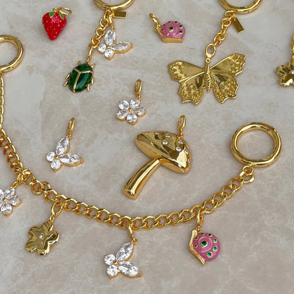 Let's Link Bag Charm Chain Holder