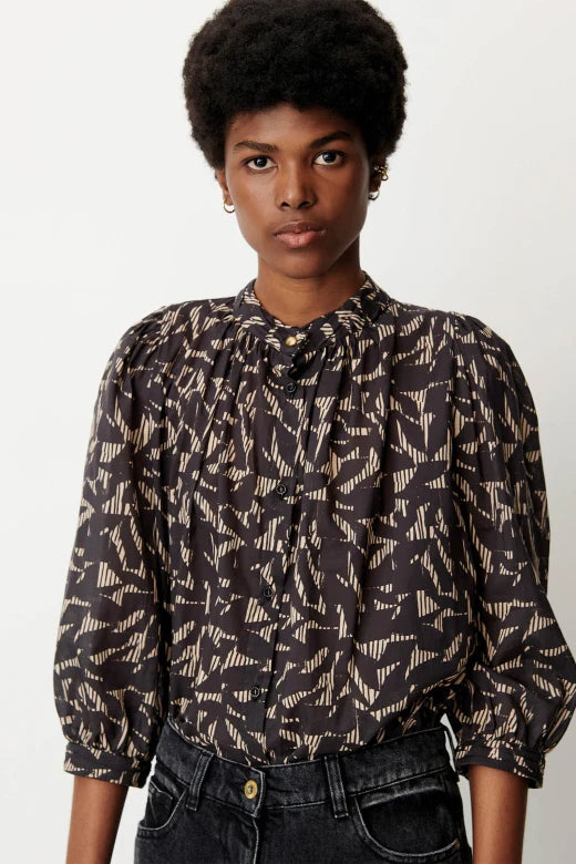 Lylis Shirt With Ruched Collar