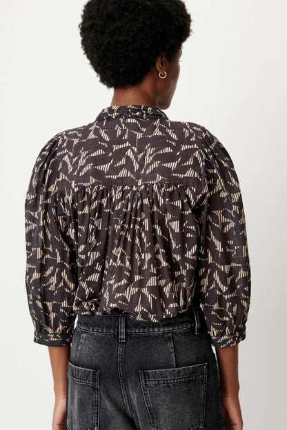 Lylis Shirt With Ruched Collar