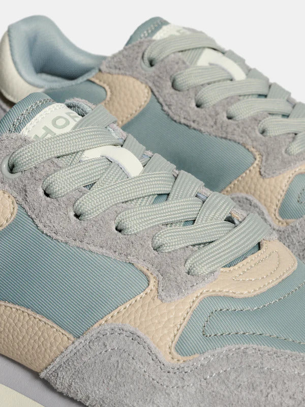 City Dusseldorf Woman