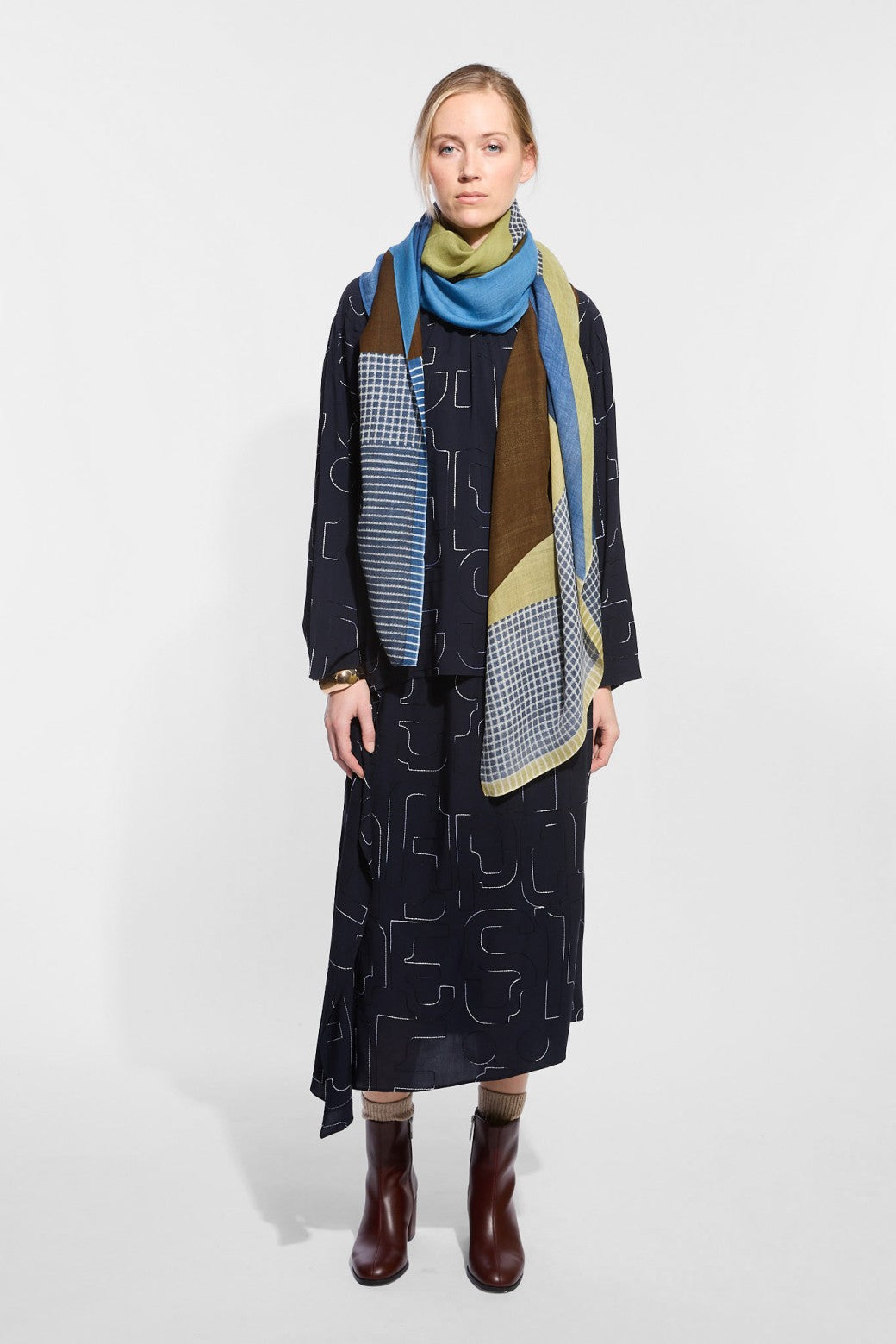 A - Scarf Surface Jet