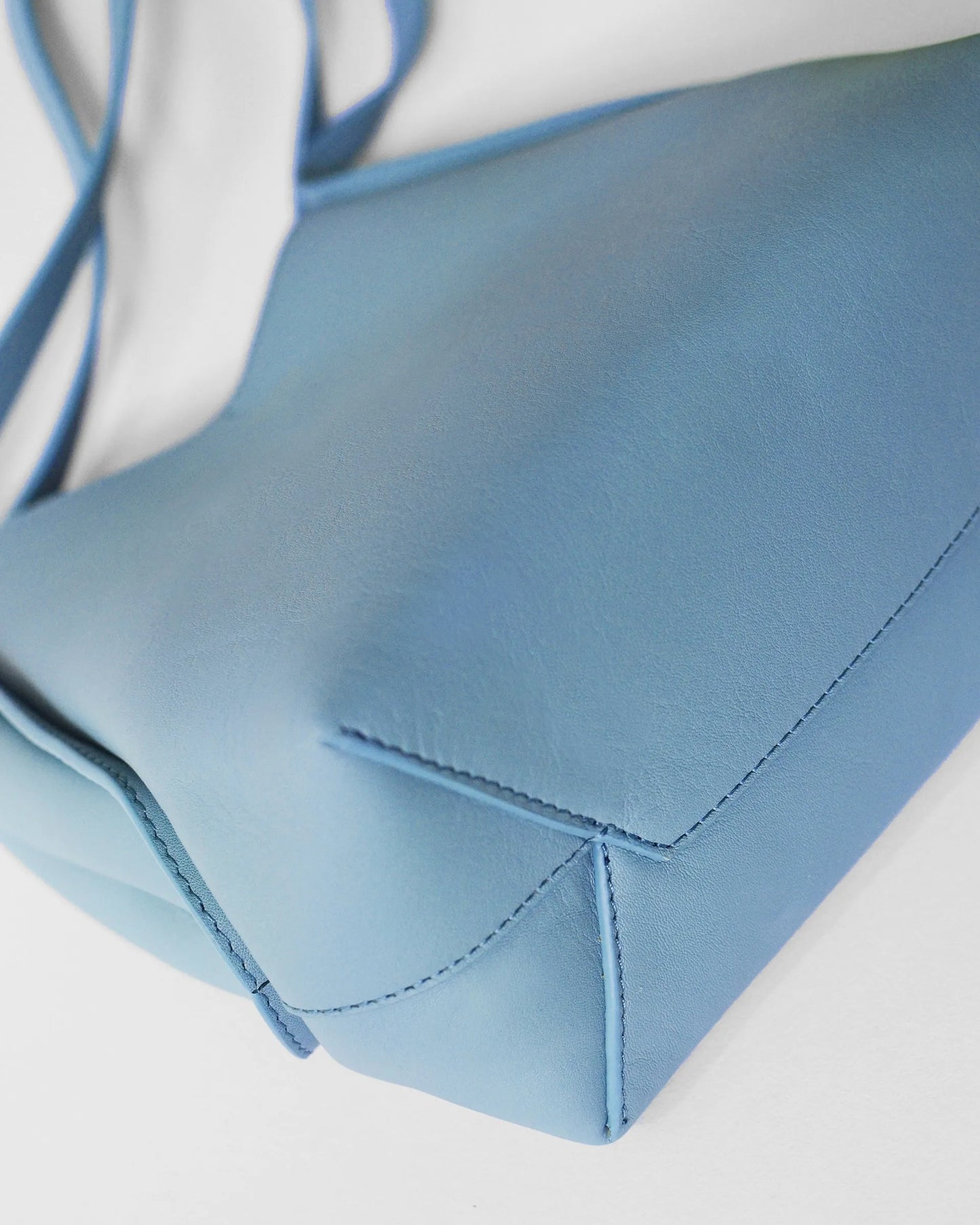 Lomu mini Tote bag