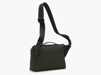 Ms Passage, Shelter Green/Black