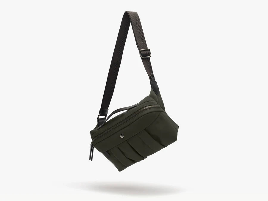 Ms Passage, Shelter Green/Black