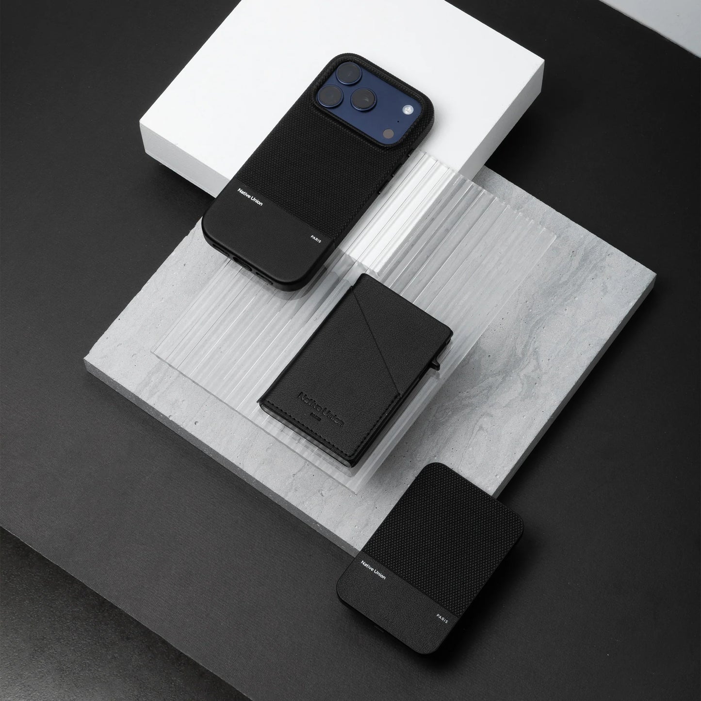 (RE) Classic Case For Iphone 18 Pro Max