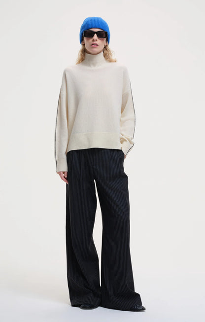 Turtle Neck Stripe