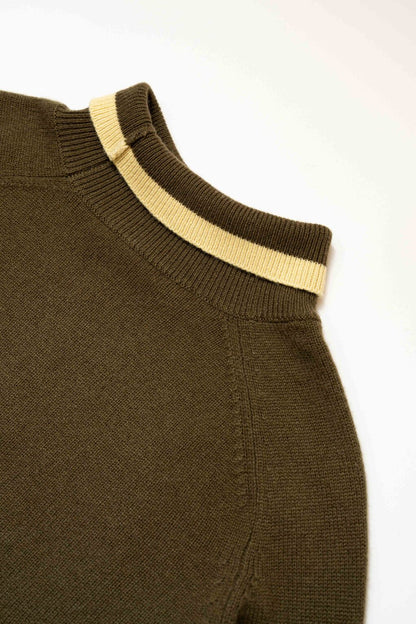 Oversized Turtleneck W/ Color Pullover