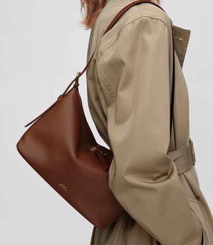 Sac Vera Shoulder