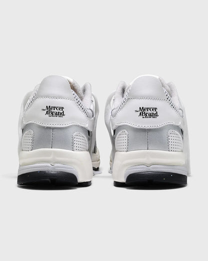 Re Run Water Silver Sneakers