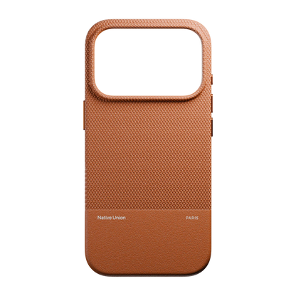 (Re)Classic Case For Iphone 17 Pro Tan